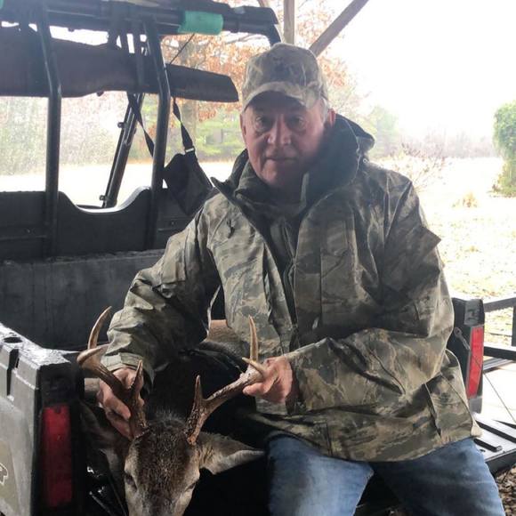 Profile Picture of Aaron Horton (@hortontown14) on Poshmark