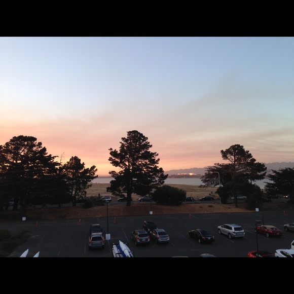 Profile Picture of Carol Koris (@carolhkn) on Poshmark