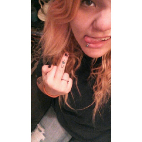 Profile Picture of Tessa Fischer (@xpunkfuckx) on Poshmark