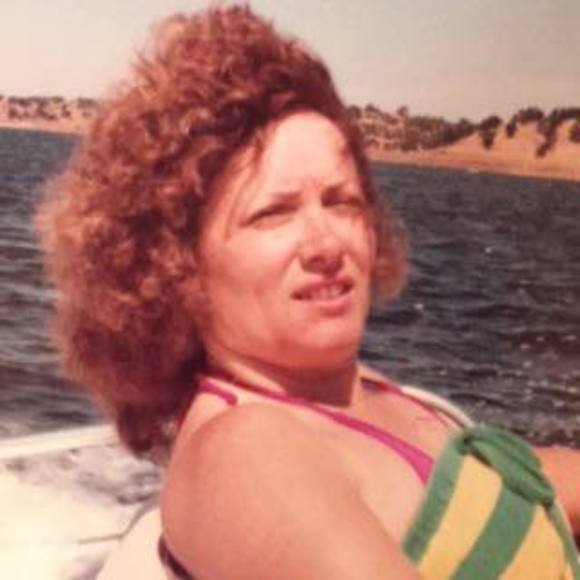 Profile Picture of Luann Rosmando (@luannrosmando) on Poshmark