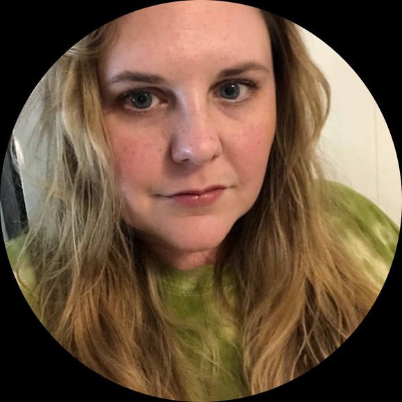 Profile Picture of Katherine Adamchick (@kabandit) on Poshmark