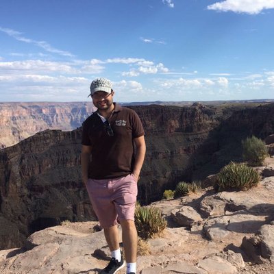 Profile Picture of Dr. Peter Venkman (@mano23) on Twitter