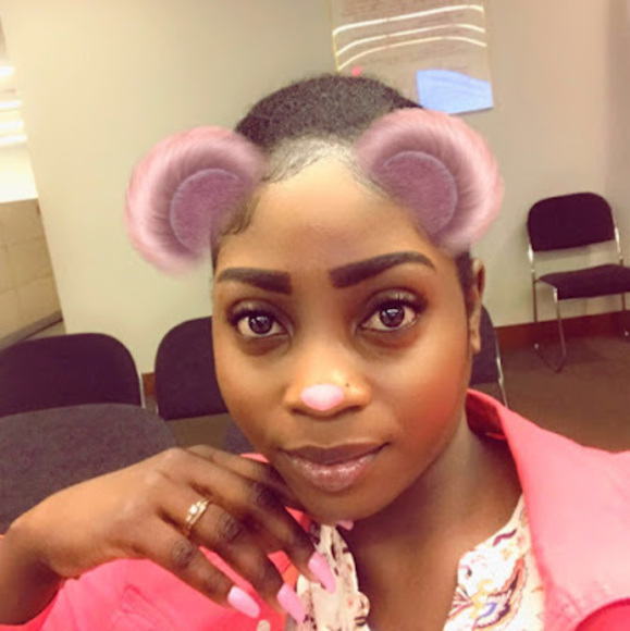 Profile Picture of Altidor Edlene (@altidoredlene) on Poshmark
