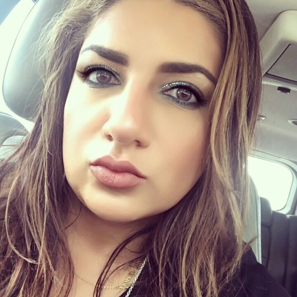 Profile Picture of Nancy Ibrahim (@nancy5191983) on Poshmark