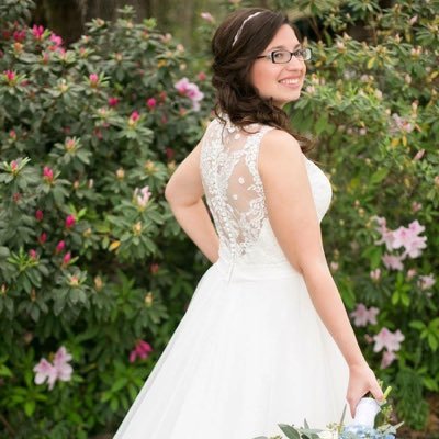 Profile Picture of Erika Fields (@e_fields) on Twitter