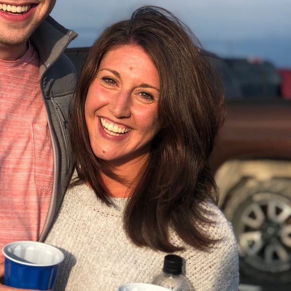 Profile Picture of Megan Matty (@meganmatty0823) on Poshmark