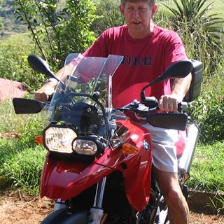 Profile Picture of Glen Findlay (@GoSafari) on Facebook