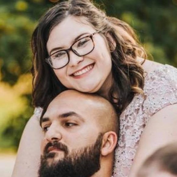 Profile Picture of Jessica Atallah (@jessicaatallah) on Poshmark