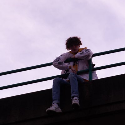 Profile Picture of Graham (@Graham__Larson) on Twitter