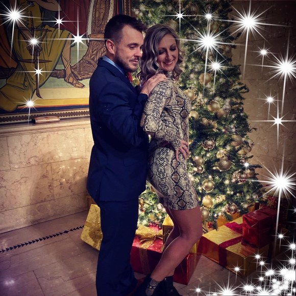 Profile Picture of Ashley Dorning (@ashleydorning) on Poshmark