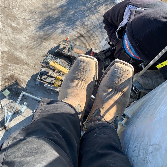 Profile Picture of Johnathon Garcia (@johnathon4fcj) on Poshmark