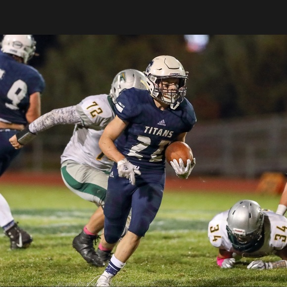 Kaden Hanberg - Poshmark Profile Picture of Kaden Hanberg (@kadenhanberg22) on Poshmark