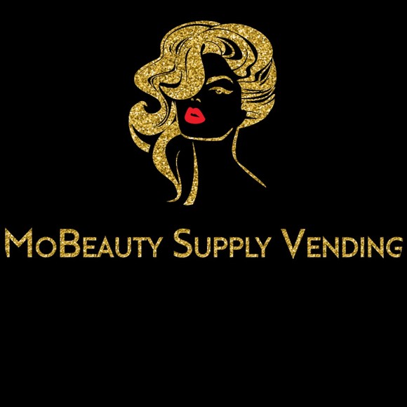 Maureen Washington - Poshmark Profile Picture of Maureen Washington (@mobeautee) on Poshmark