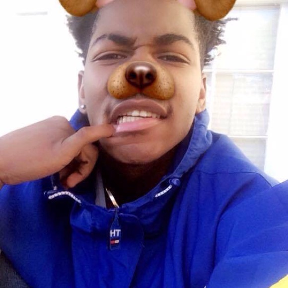 Profile Picture of Cedric Carter (@cedriccarter) on Poshmark