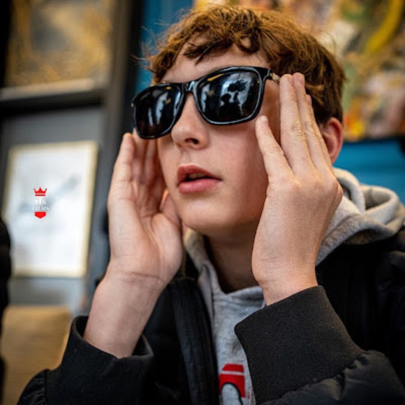 Profile Picture of Brady Burnette (@burnettebrady) on Poshmark