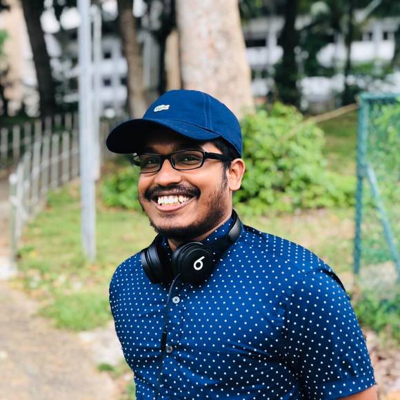 Profile Picture of Thet Tun (@thetpaing) on Poshmark