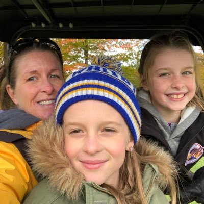 Profile Picture of Lesley Thomas (@les8thomas) on Twitter