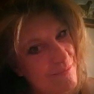 Profile Picture of Lisa Hagle (@lisa_hagle) on Twitter