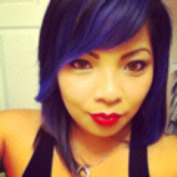 Profile Picture of Tianna Nguyen (@tiannanguyen87) on Poshmark