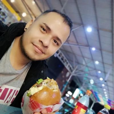 Profile Picture of Alejandro Nieves (@RalejoNievesM) on Twitter