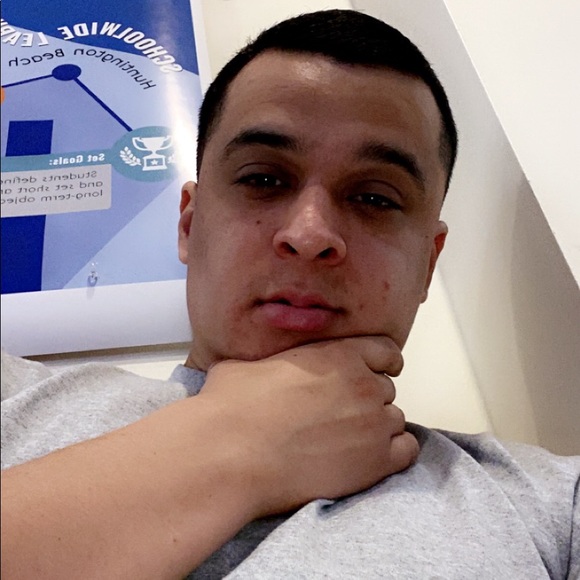 Profile Picture of Johnny Espinoza (@jayespinoza29) on Poshmark