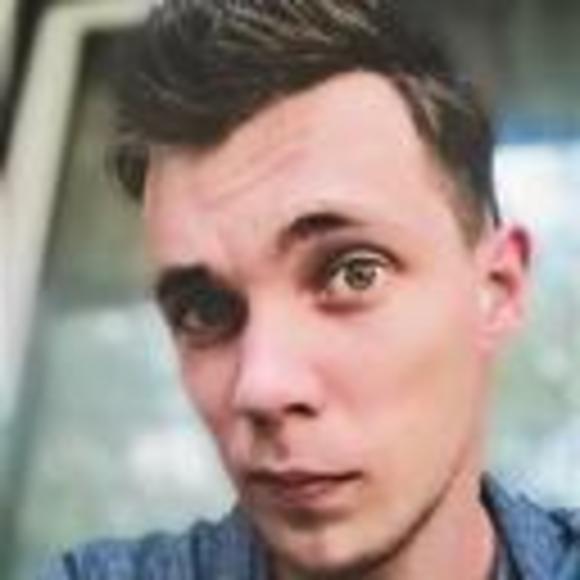 Profile Picture of Felix Evans (@felix7evans) on Poshmark