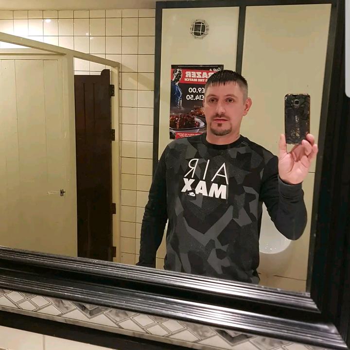 Profile Picture of richardcooper6081 (@richardcooper6081) on Tiktok