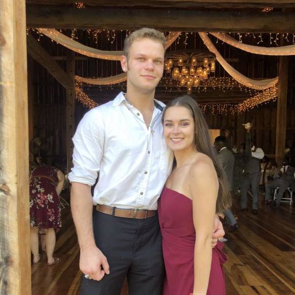 Profile Picture of Carlie Copeland (@carliecopeland) on Poshmark