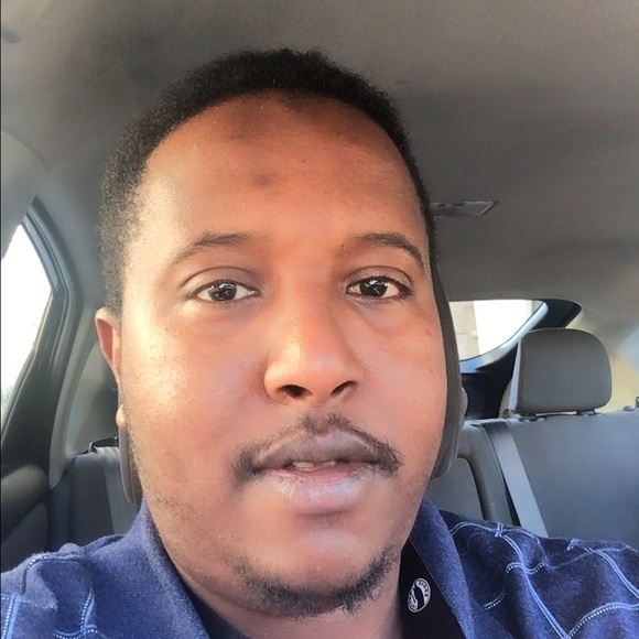 Profile Picture of Hassan Jama (@hassanjama) on Poshmark