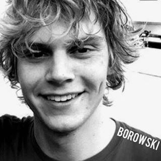 Profile Picture of Evan Borowski (@Evan-Borowski) on Facebook