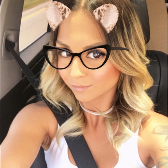 Profile Picture of Marisa Cuellar (@marisalexi13) on Poshmark