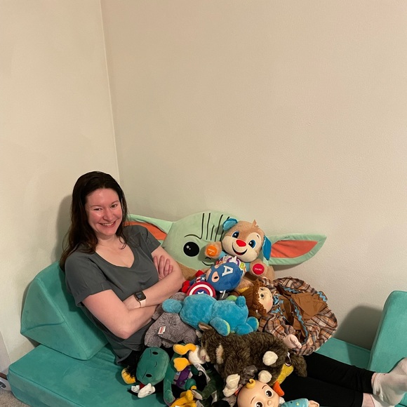 Sarah Leasor - Poshmark Profile Picture of Sarah Leasor (@sarahleasor) on Poshmark