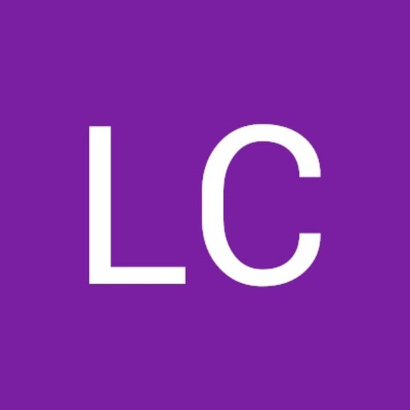 Profile Picture of Lc Lc (@lclc908) on Poshmark