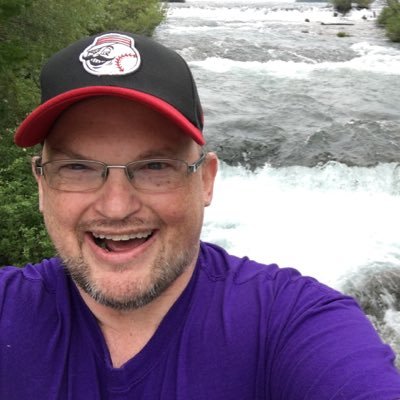 Profile Picture of Scott Littleton (@CrazyTwinDad) on Twitter