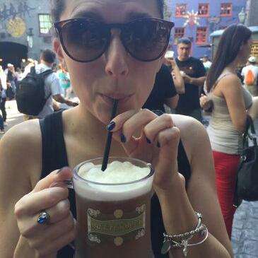 Profile Picture of Lucy Leonard (@Lucy_inTheSky19) on Twitter