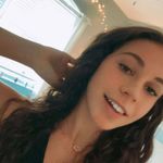 Ella Novarro - Instagram Profile Picture of Ella Novarro (@emnovarro) on Instagram