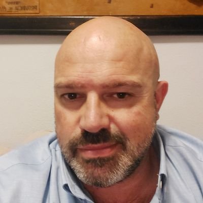 Profile Picture of Marcos Robledo (@MarcRobledo74) on Twitter