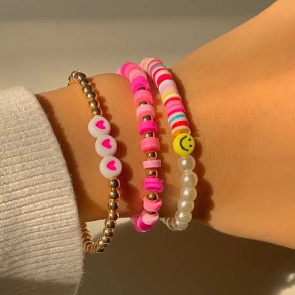 Profile Picture of Adelle Batdorf (@adellebatdorf2) on Poshmark