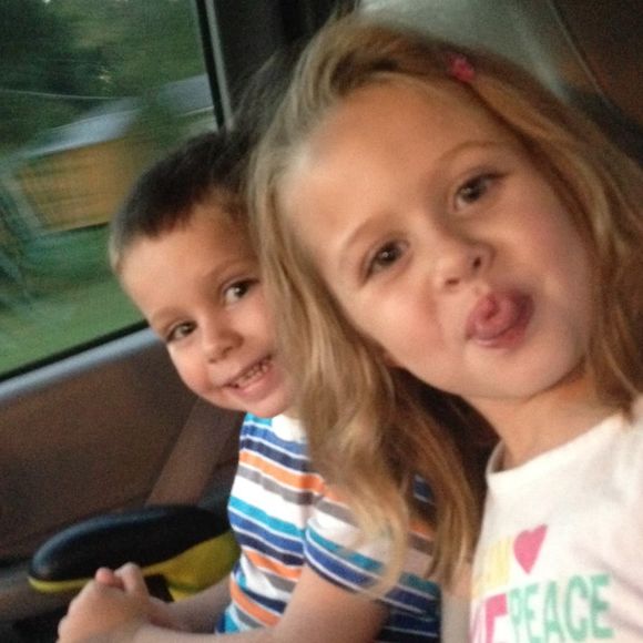 Profile Picture of Stephanie Shaffer (@shaybaybi) on Poshmark