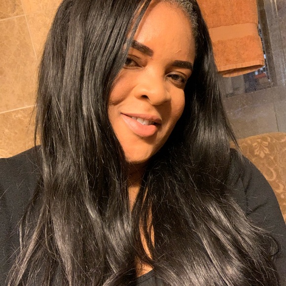 Stacey Wynter - Poshmark Profile Picture of Stacey Wynter (@swynter1) on Poshmark