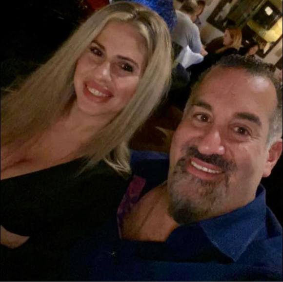 Profile Picture of Michelle Mazzola (@michellemazzola) on Poshmark