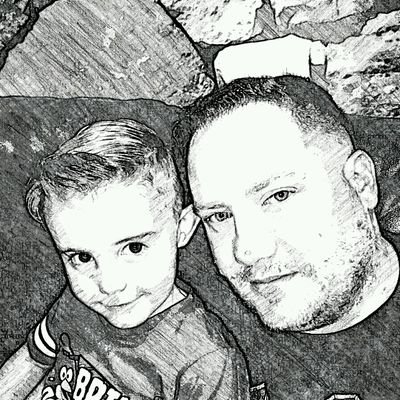 Profile Picture of Neil Bishop (@bish_10) on Twitter