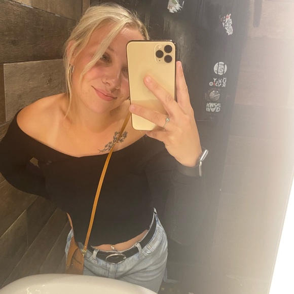 Stevie Bradley - Poshmark Profile Picture of Stevie Bradley (@steviejae7) on Poshmark