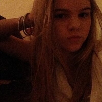 Profile Picture of Jane Sutcliffe (@jane_sutcliffe1) on Twitter