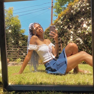 Profile Picture of Erin Reeves (@reevesspeeves) on Twitter