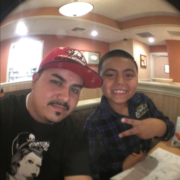 Profile Picture of Cesar Arredondo (@youngcease) on Poshmark