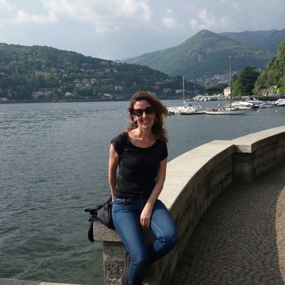 Profile Picture of Flora Lara (@flaramora) on Twitter