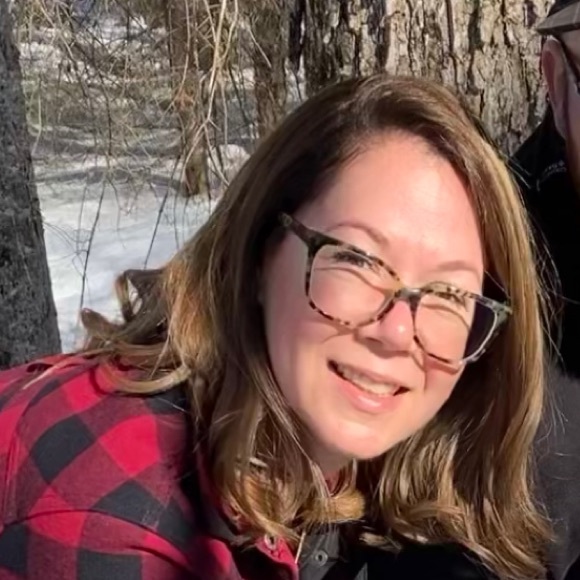 Myriam Beauparlant - Poshmark Profile Picture of Myriam Beauparlant (@mimzybea) on Poshmark