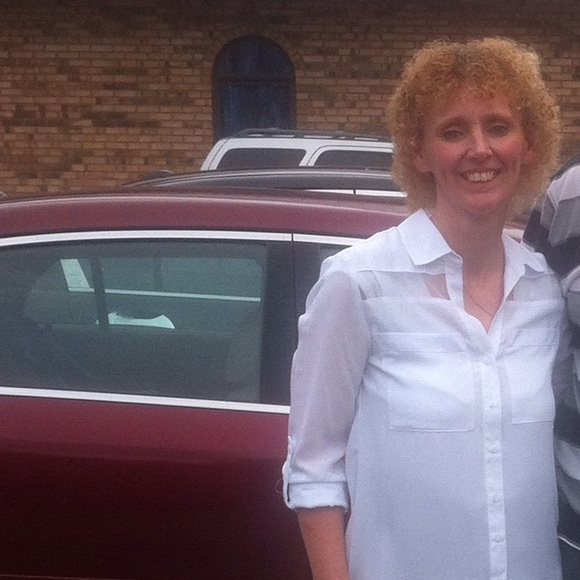 Profile Picture of Robin Thaxton (@robinsue_68) on Poshmark