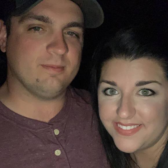 Profile Picture of Adrianne Hess (@hessadrianne1) on Poshmark